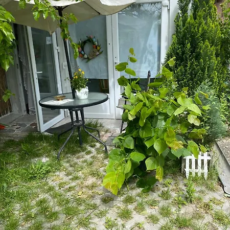 Privat Szobak 3 * Budaörs