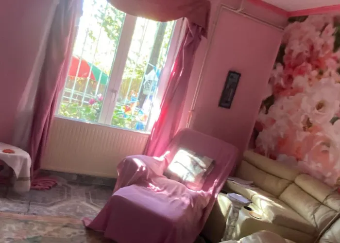 Privat Szobak 3 * Budaörs