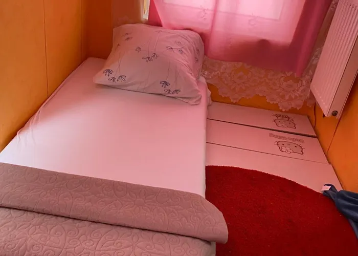 Privat Szobak 3 民宿